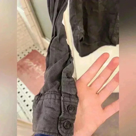 American eagle vintage boyfriend button up - Picture 4 of 6